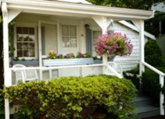 Shea'S Riverside Inn & Motel Essex Экстерьер фото