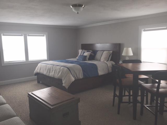 Shea'S Riverside Inn & Motel Essex Экстерьер фото